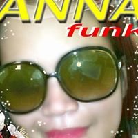 Anna Funk Photo 22