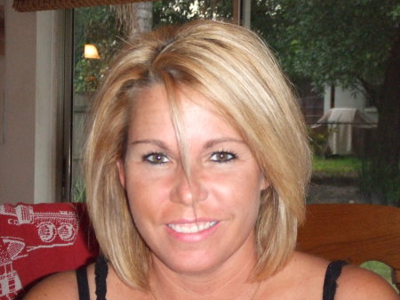 Lisa Derringer Photo 8