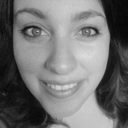 Laura Teague Photo 17