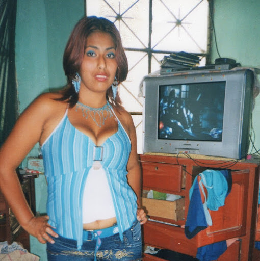 Melissa Valdivia Photo 7