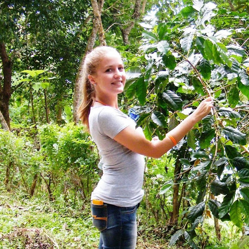 Meredith Brown Photo 15