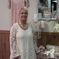 Karen Hendrix Photo 6