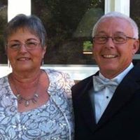 Bruce Thomas Photo 27 Bruce Thomas Photo 27