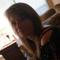 Jennifer Meade Photo 16