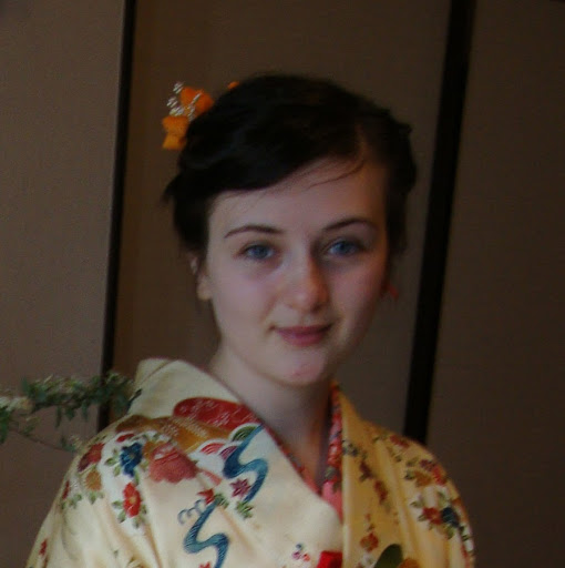 Julia Cannon Photo 21