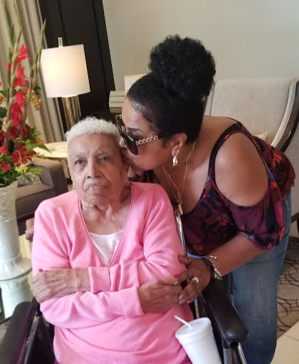 Ruth Grover Photo 19