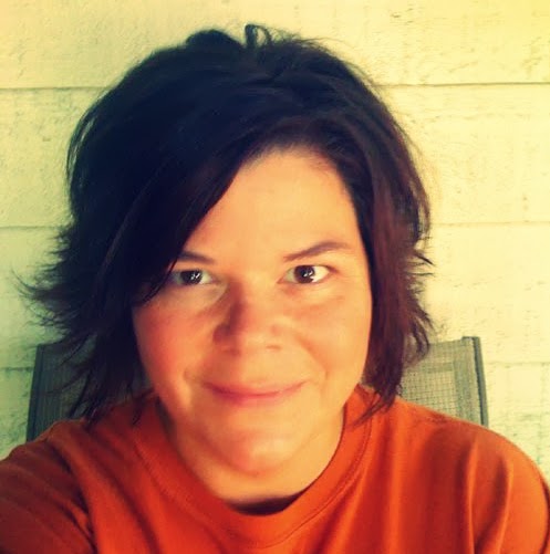 Elizabeth Drake Photo 45