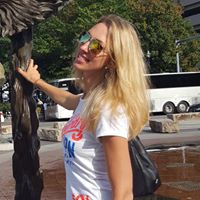 Kristina Mueller Photo 20