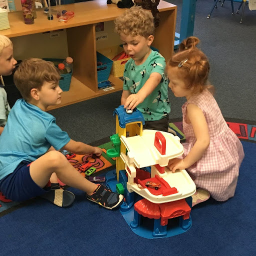 Jessica Townsend Photo 25