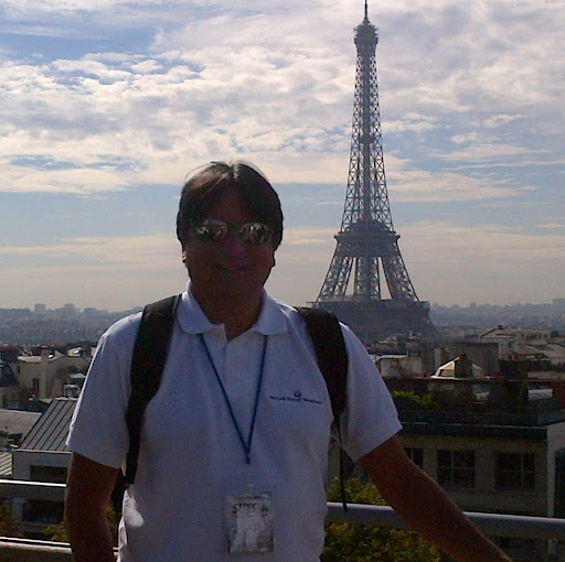 Daniel Munoz Photo 14