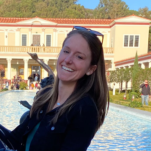 Kelly Schofield Photo 36