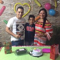 Luz Morales Photo 16