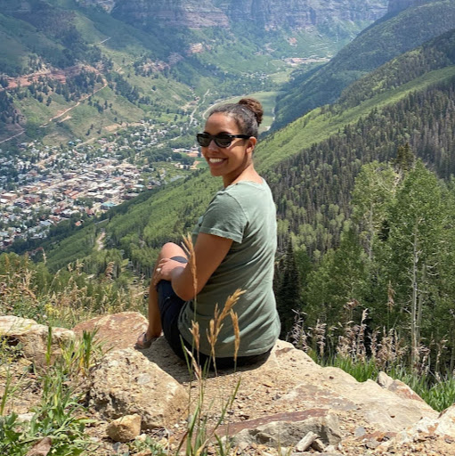 Erika Davis Photo 24