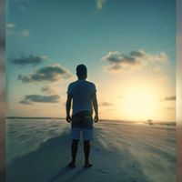 Victor Schneider Photo 30