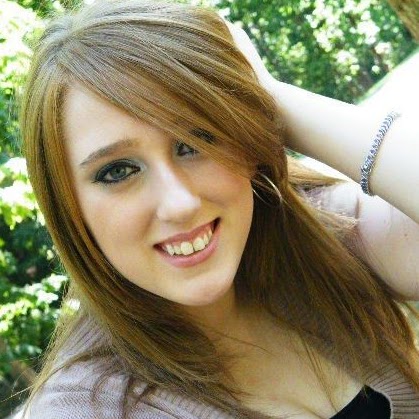 Julie Mckee Photo 10