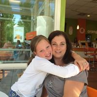 April Sutton Photo 46