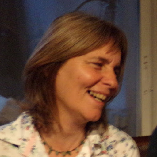 Lynne Davies Photo 35