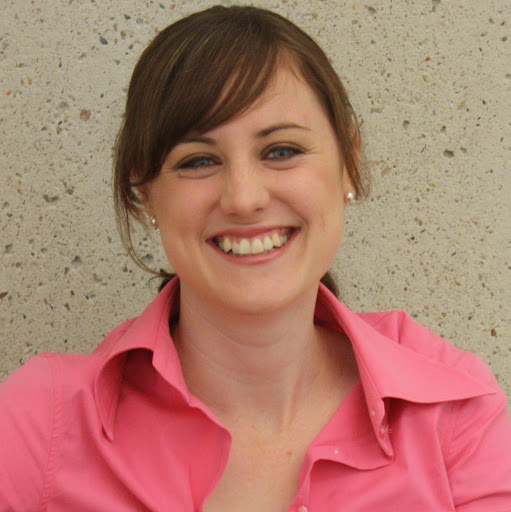 Angela Egan Photo 8