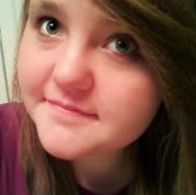 Emma Smith Photo 30