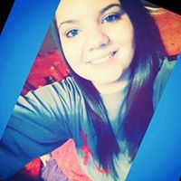 Emily Hammett Photo 29