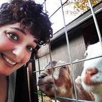 Julianne Brooks Photo 18