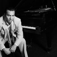 Nicholas Cole Photo 52