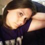 Elizabeth Barker Photo 36