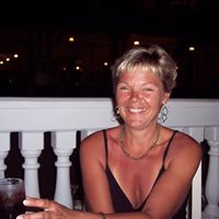 Angela Penn Photo 35