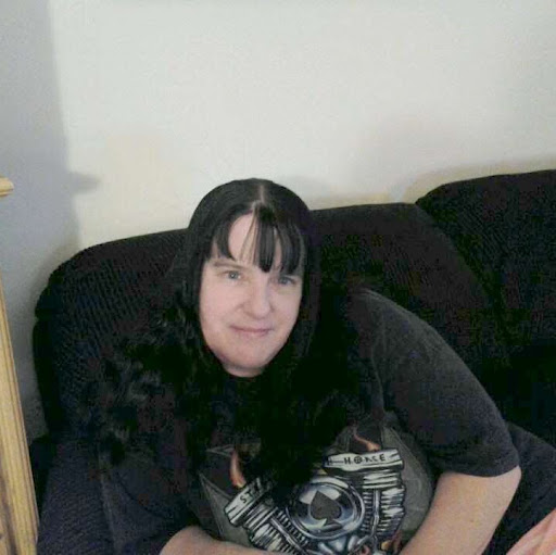 Lisa Tuttle Photo 33