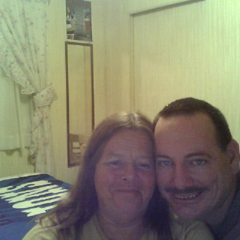Vicky Lowe Photo 27