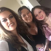 Samantha Cunningham Photo 8