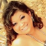 Laura Carlisle Photo 18