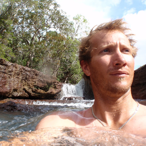 Luke Huston Photo 17