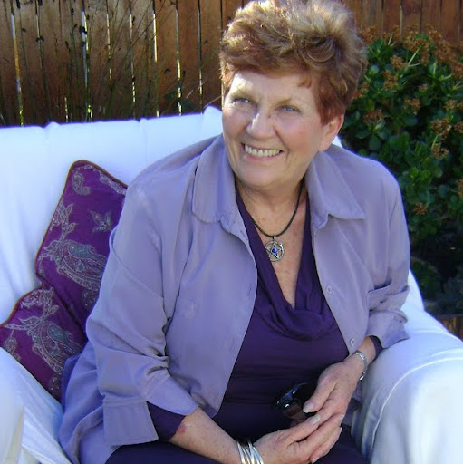 Gillian Bailey Photo 19