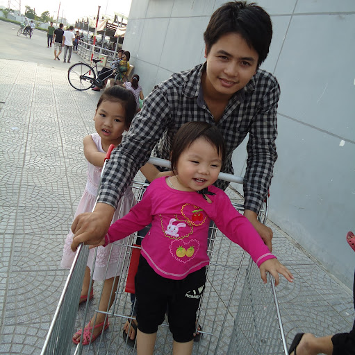 Hung Pham Photo 24