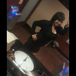 Monica Caldera Photo 13