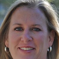 Susan Cummings Photo 46