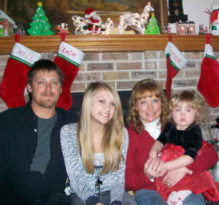 Michelle Tucker Photo 49