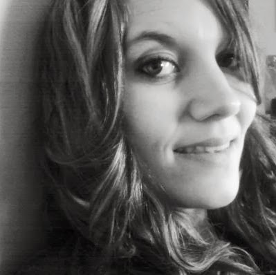 Lisa Peacock Photo 21