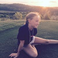 Natalie Garrison Photo 28