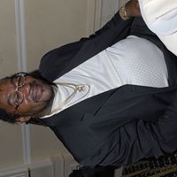 Phillip Small Photo 16