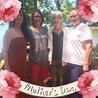 Angie Adkins Photo 8