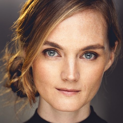 Karina Wolfe Photo 12