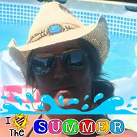 Deborah Curl Photo 26