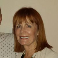Elizabeth Walton Photo 45