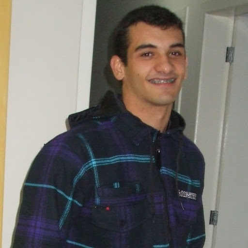 Charles Teixeira Photo 26