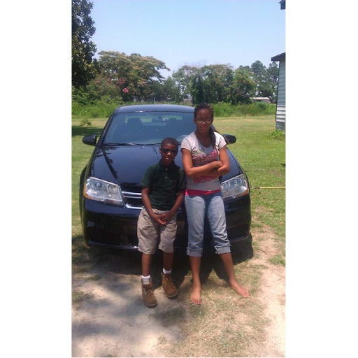 Antonio Thompson Photo 20