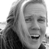 Theresa Schneider Photo 28
