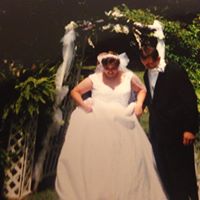 Julie Upton Photo 17