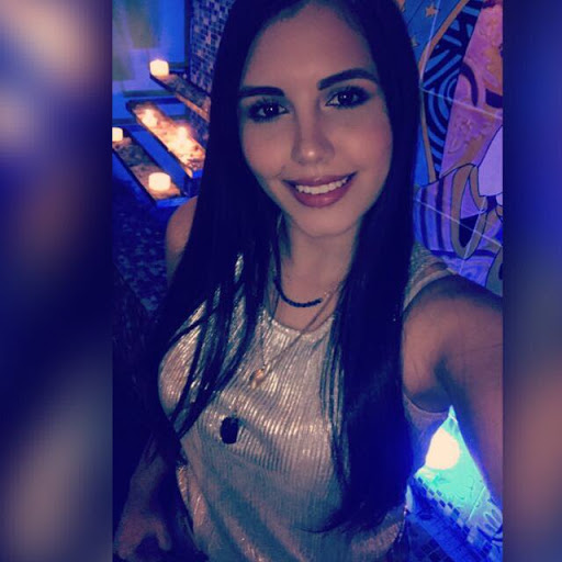 Laura Restrepo Photo 23